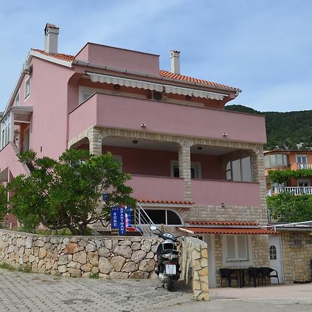 Apartments & Rooms Nensi Башка Экстерьер фото