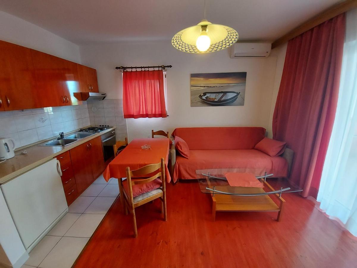 Apartments & Rooms Nensi Башка Экстерьер фото
