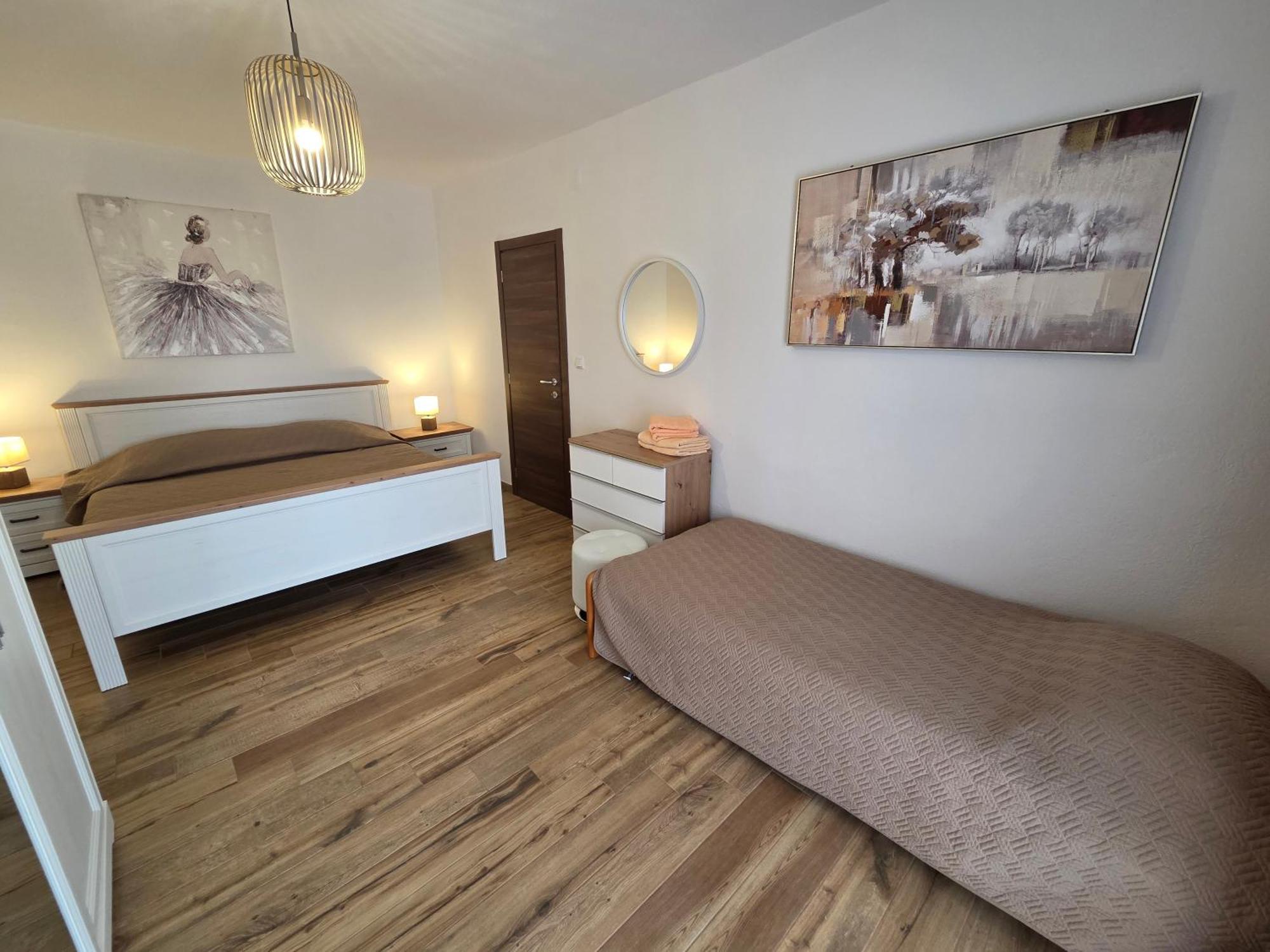 Apartments & Rooms Nensi Башка Экстерьер фото